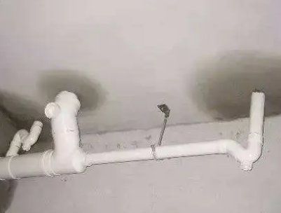 鹤庆卫生间测漏水的几种情景